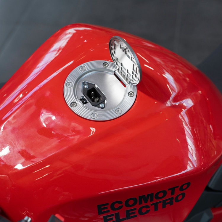 ECO Ducati Panigale RED MK 80Ah