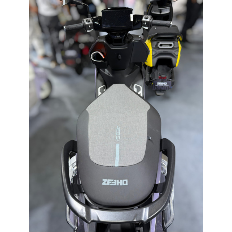 ZEEHO AE8 S+ (NEW 2025)
